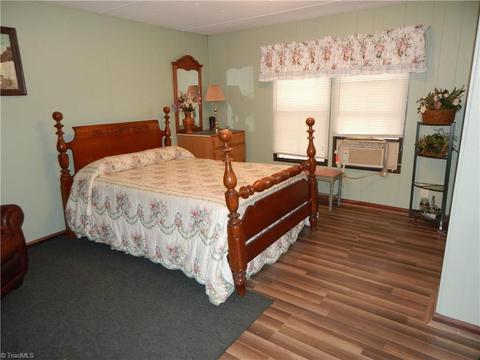 1655 Barker Rd, Roaring River, NC 28669 photo 14