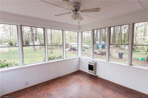910 Oakview Rd, High Point, NC 27265 photo 7