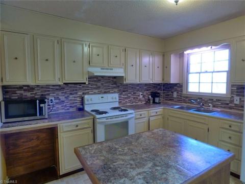 612 Mock Rd, High Point, NC 27265 photo 27