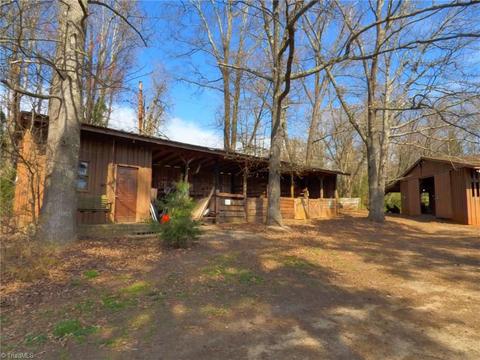 612 Mock Rd, High Point, NC 27265 photo 9