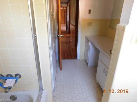 104 Trinity Dr, Elon, NC 27244 photo 22