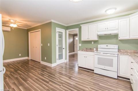 900 Arthur Ave, High Point, NC 27263 photo 7