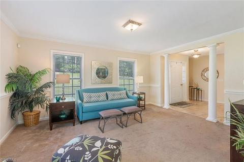 1117 Tangle Ln, High Point, NC 27265 photo 4