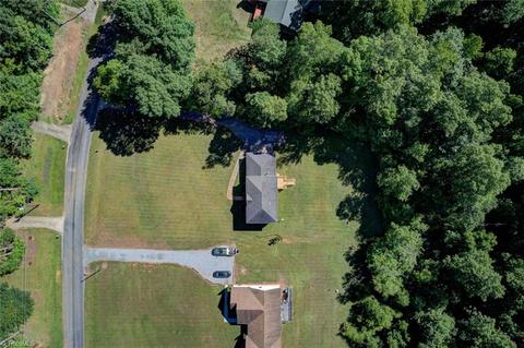 1117 Tangle Ln, High Point, NC 27265 photo 29