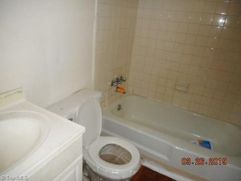 1503 Graves Ave, High Point, NC 27260 photo 9