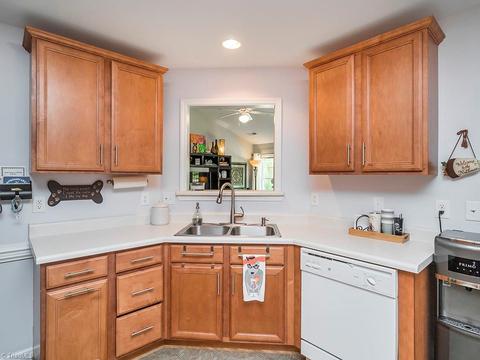 2541 Covington Loop, Graham, NC 27253 photo 7