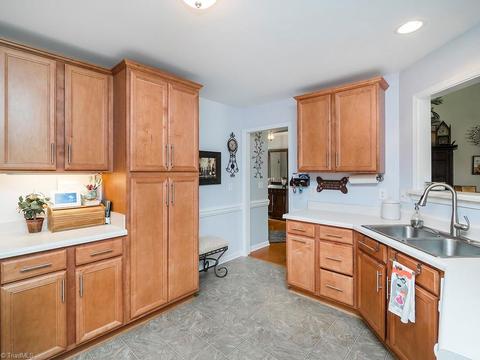 2541 Covington Loop, Graham, NC 27253 photo 9