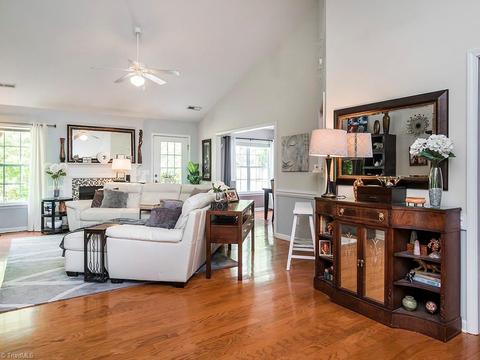 2541 Covington Loop, Graham, NC 27253 photo 3
