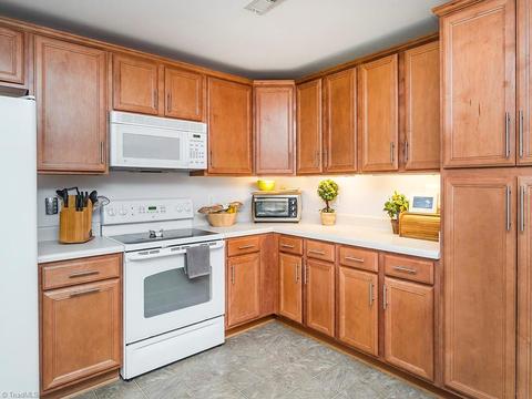 2541 Covington Loop, Graham, NC 27253 photo 10