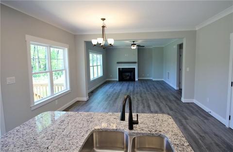 6640 Bellawood Dr, Trinity, NC 27370 photo 5
