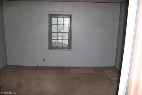 1909 Blain St, High Point, NC 27262 photo 12