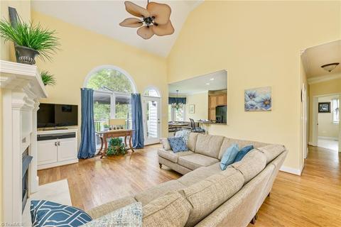 178 Broadmoor Dr, Advance, NC 27006 photo 9