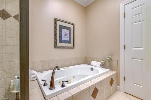 178 Broadmoor Dr, Advance, NC 27006 photo 16