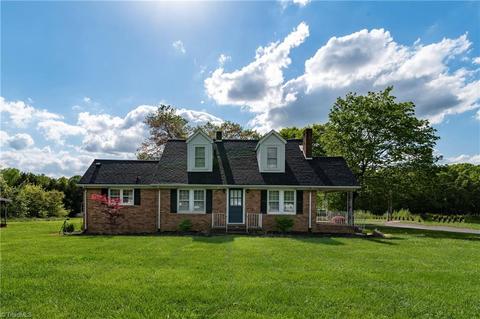 237 Redland Rd, Advance, NC 27006 photo 1