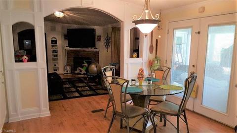 274 Sandy Ln, Advance, NC 27006 photo 5