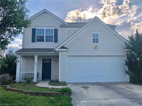 2477 Ingleside Dr, High Point, NC 27265 photo 3
