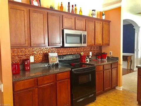 2477 Ingleside Dr, High Point, NC 27265 photo 12