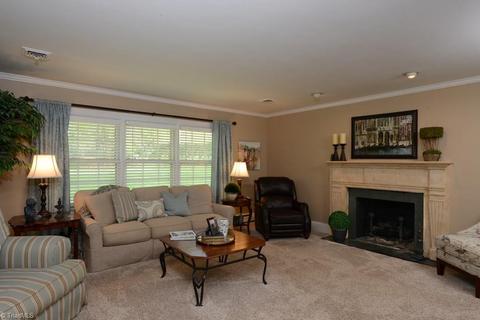 100 Shadow Valley Rd, High Point, NC 27262 photo 9