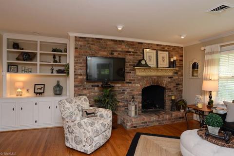 100 Shadow Valley Rd, High Point, NC 27262 photo 12