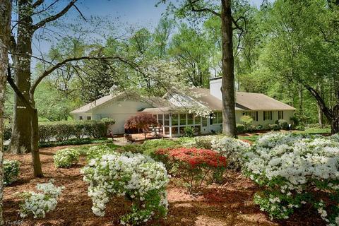 100 Shadow Valley Rd, High Point, NC 27262 photo 4