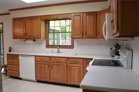 8075 Lasater Rd, Clemmons, NC 27012 photo 14