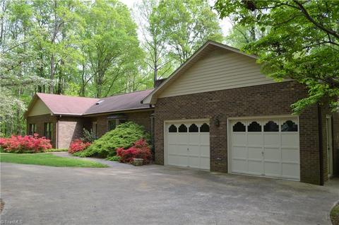 8075 Lasater Rd, Clemmons, NC 27012 photo 1