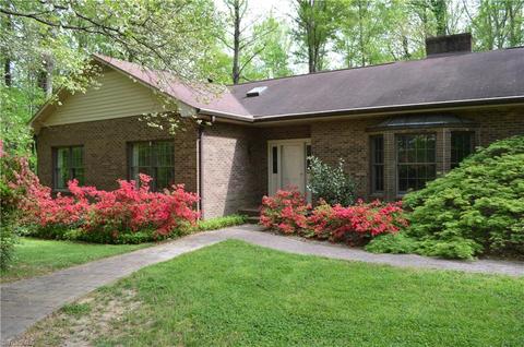 8075 Lasater Rd, Clemmons, NC 27012 photo 3