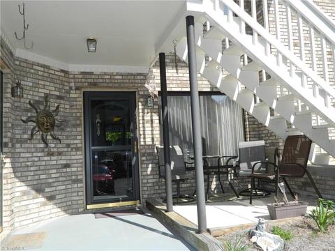 704 English Ct, Trinity, NC 27370 photo 1