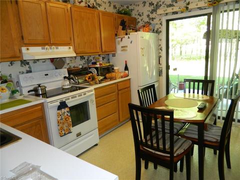 704 English Ct, Trinity, NC 27370 photo 10
