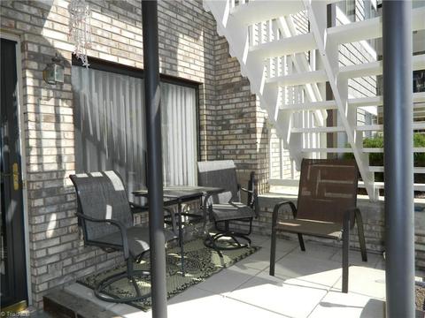 704 English Ct, Trinity, NC 27370 photo 2