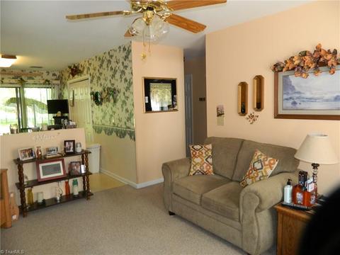 704 English Ct, Trinity, NC 27370 photo 7