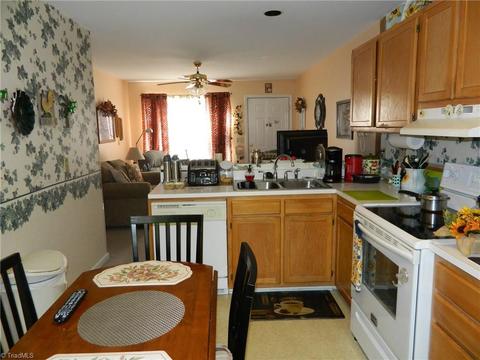 704 English Ct, Trinity, NC 27370 photo 9