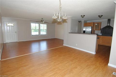 1141 Robert C Kellam Rd, Pinnacle, NC 27043 photo 5