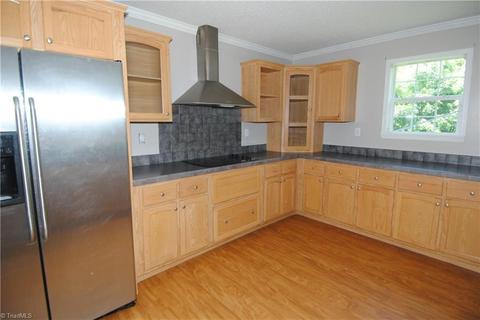 1141 Robert C Kellam Rd, Pinnacle, NC 27043 photo 11