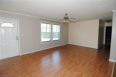 1141 Robert C Kellam Rd, Pinnacle, NC 27043 photo 4