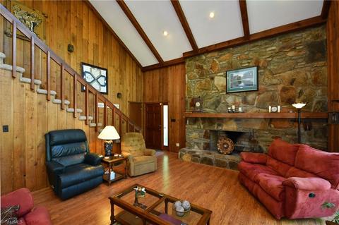 122 Forest Ct, Advance, NC 27006 photo 5