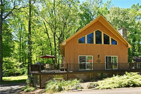 122 Forest Ct, Advance, NC 27006 photo 2