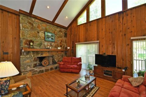 122 Forest Ct, Advance, NC 27006 photo 6