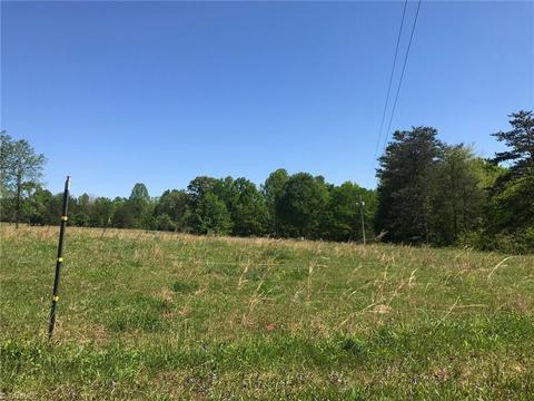 1157 Gravitte Rd, Pilot Mountain, NC 27041 photo 15