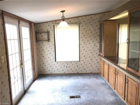 200 Burton Rd, Advance, NC 27006 photo 2