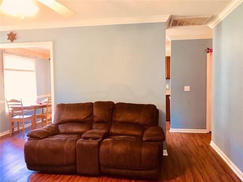 3821 Eagles View Ct, High Point, NC 27265 photo 5