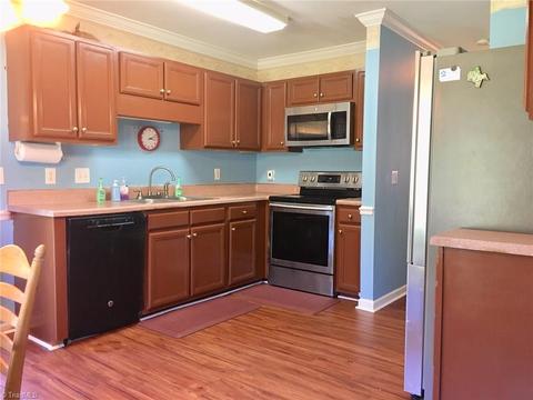 3821 Eagles View Ct, High Point, NC 27265 photo 8