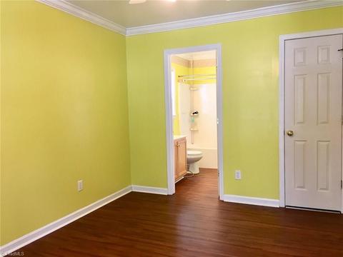 3821 Eagles View Ct, High Point, NC 27265 photo 10