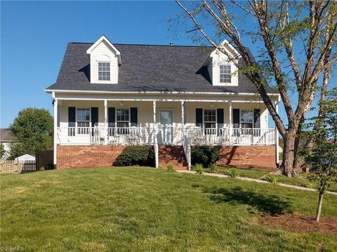 1773 Spring Path Trl, Clemmons, NC 27012 photo 1