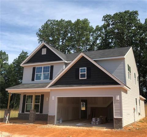 108 Ascender Dr, King, NC 27021 photo 1