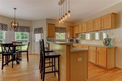 4368 Cedar Trail Ct, High Point, NC 27265 photo 11