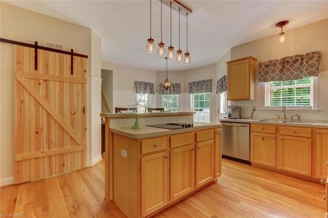 4368 Cedar Trail Ct, High Point, NC 27265 photo 10