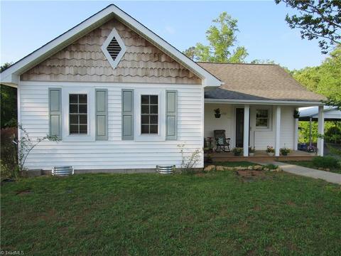 1252 Denny Rd, King, NC 27021 photo 4
