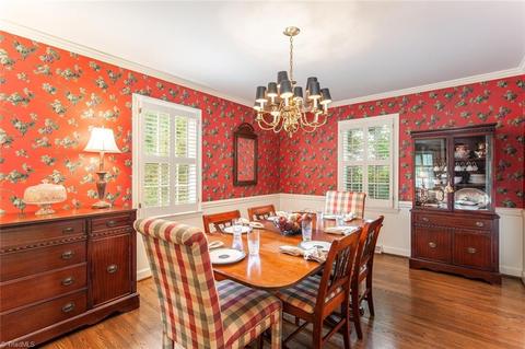 1208 Lancaster Pl, High Point, NC 27262 photo 5