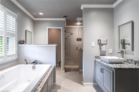 1208 Lancaster Pl, High Point, NC 27262 photo 14
